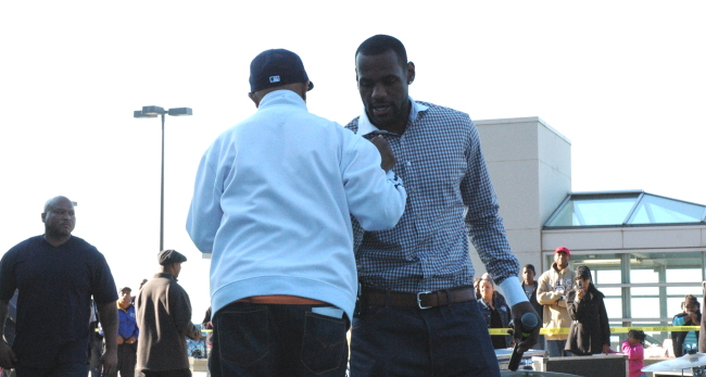 LeBron James greeting Russell Simmons at Russell Simmons Super Jam Get Out The Vote Rally for Obama, Cleveland Ohio